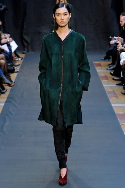 Look 33